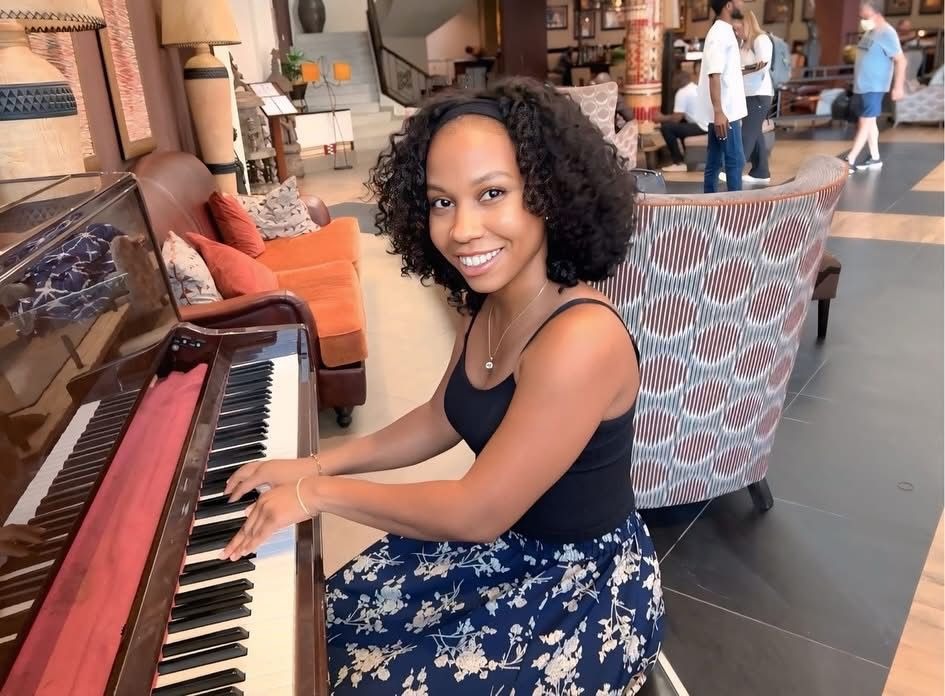 Shantel at the piano