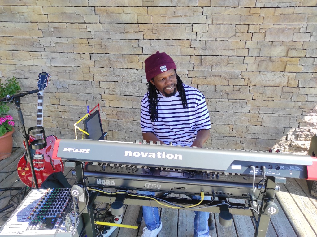 Lee at the keyboard