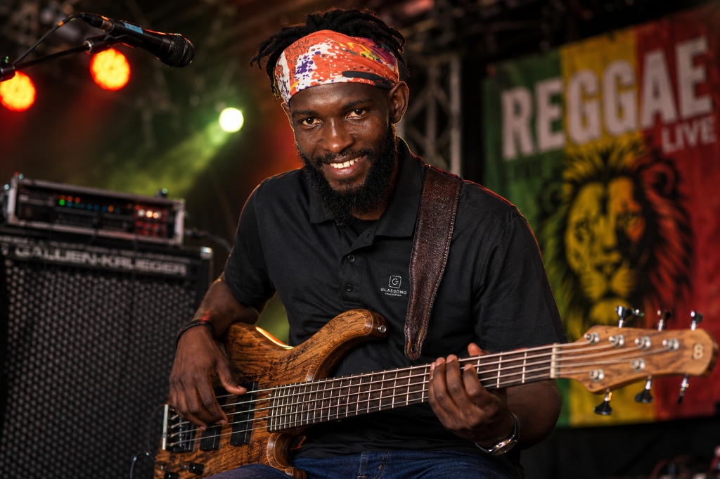 Jomo - Bass Player
